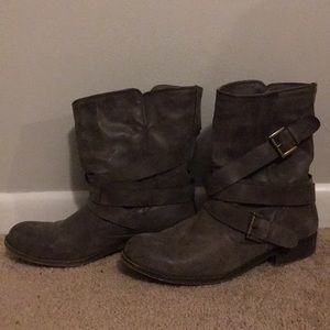 Madden Girl Cullen Boots